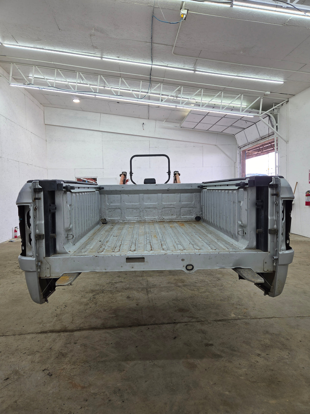 2009-2018 Dodge Ram 4th gen 1500 5' 7" Short Truck Bed "Rambox" Ram Box - Light Graystone Pearl Coat