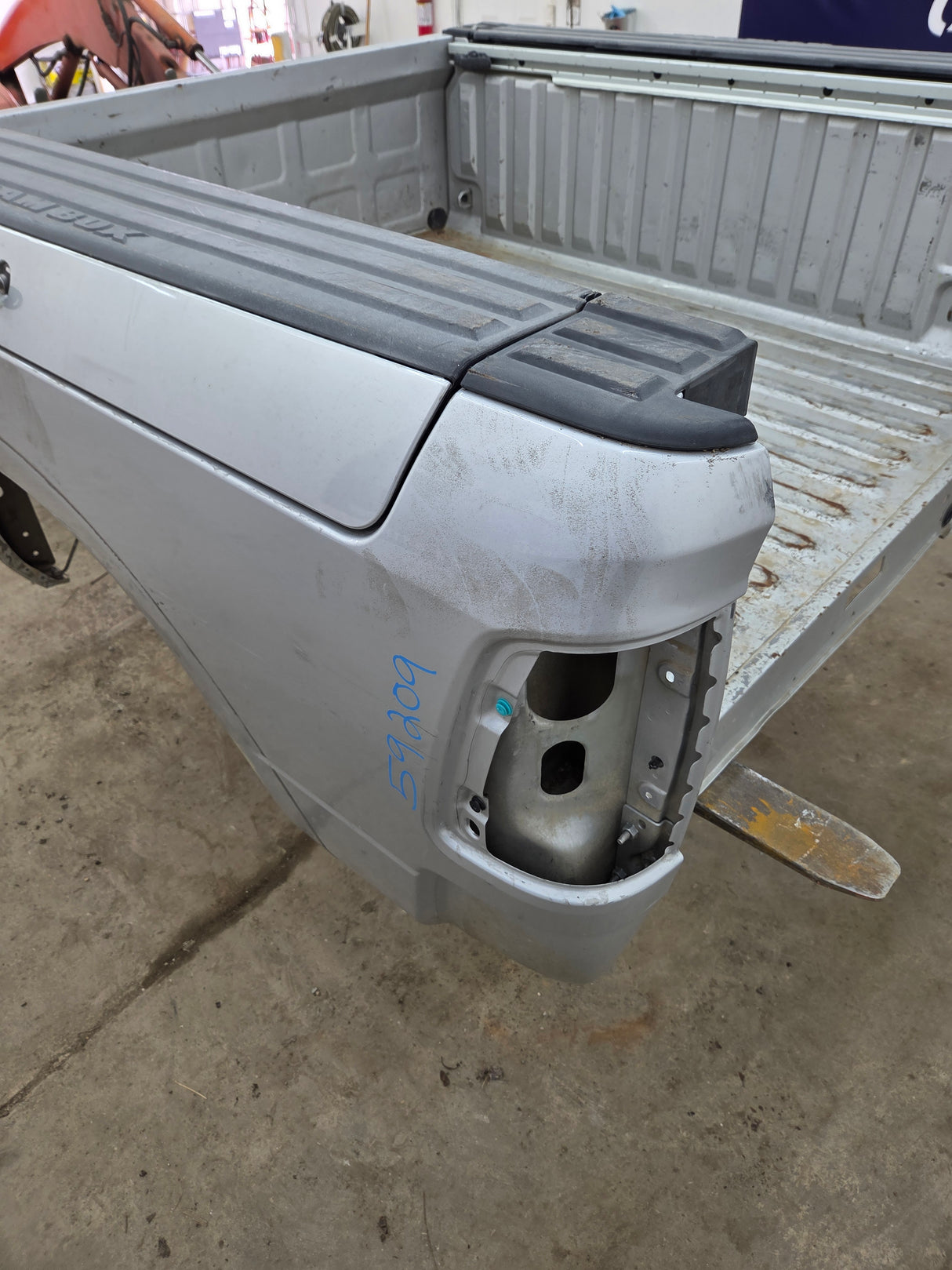 2009-2018 Dodge Ram 4th gen 1500 5' 7" Short Truck Bed "Rambox" Ram Box - Light Graystone Pearl Coat