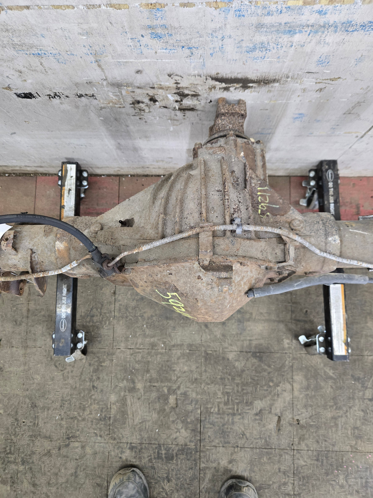 2001-2007 Chevrolet Silverado / GMC Sierra 2500 3500 HD Rear Axle 4.10 10.5" 148k Miles