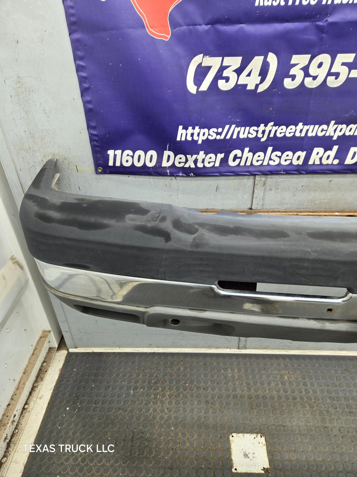 2003-2007 Chevrolet Silverado 2500HD 3500HD 'Cateye' Front Bumper