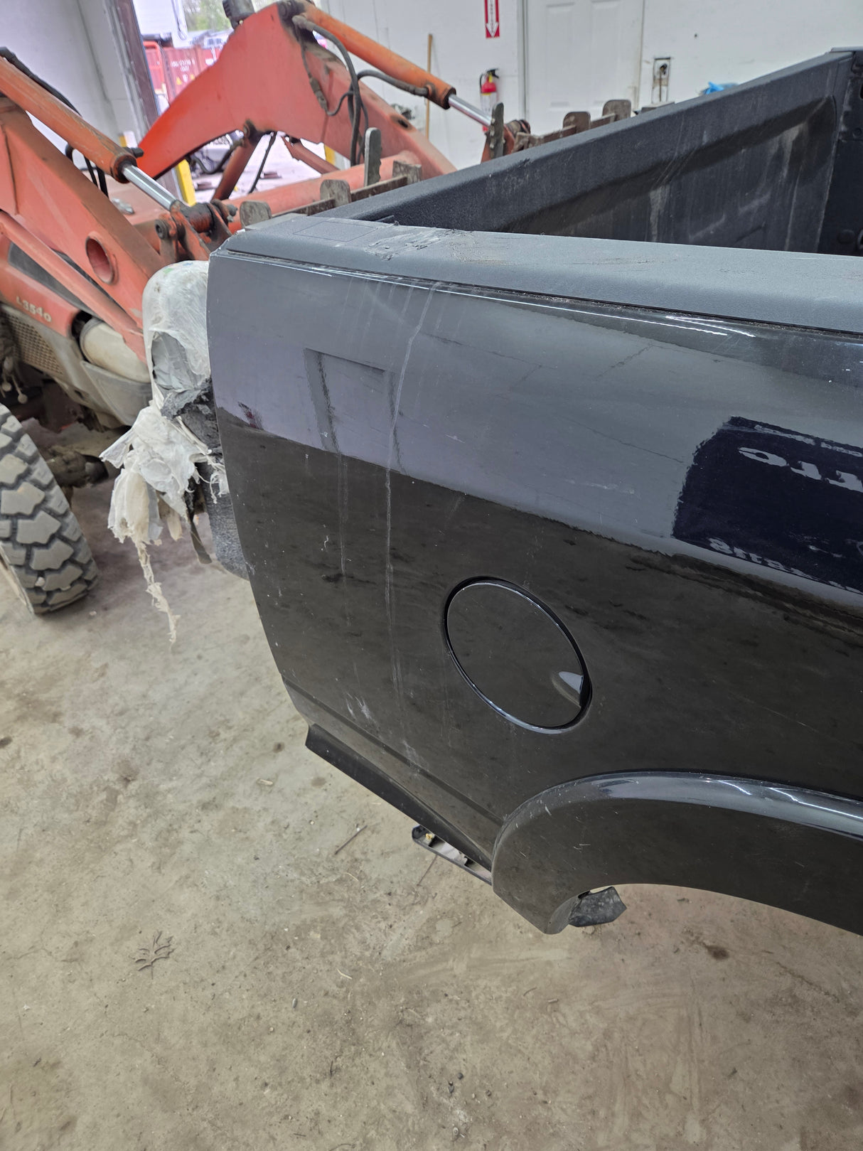 2019-2025 Dodge Ram 2500 3500 5th Gen 6' 4" Short Truck Bed