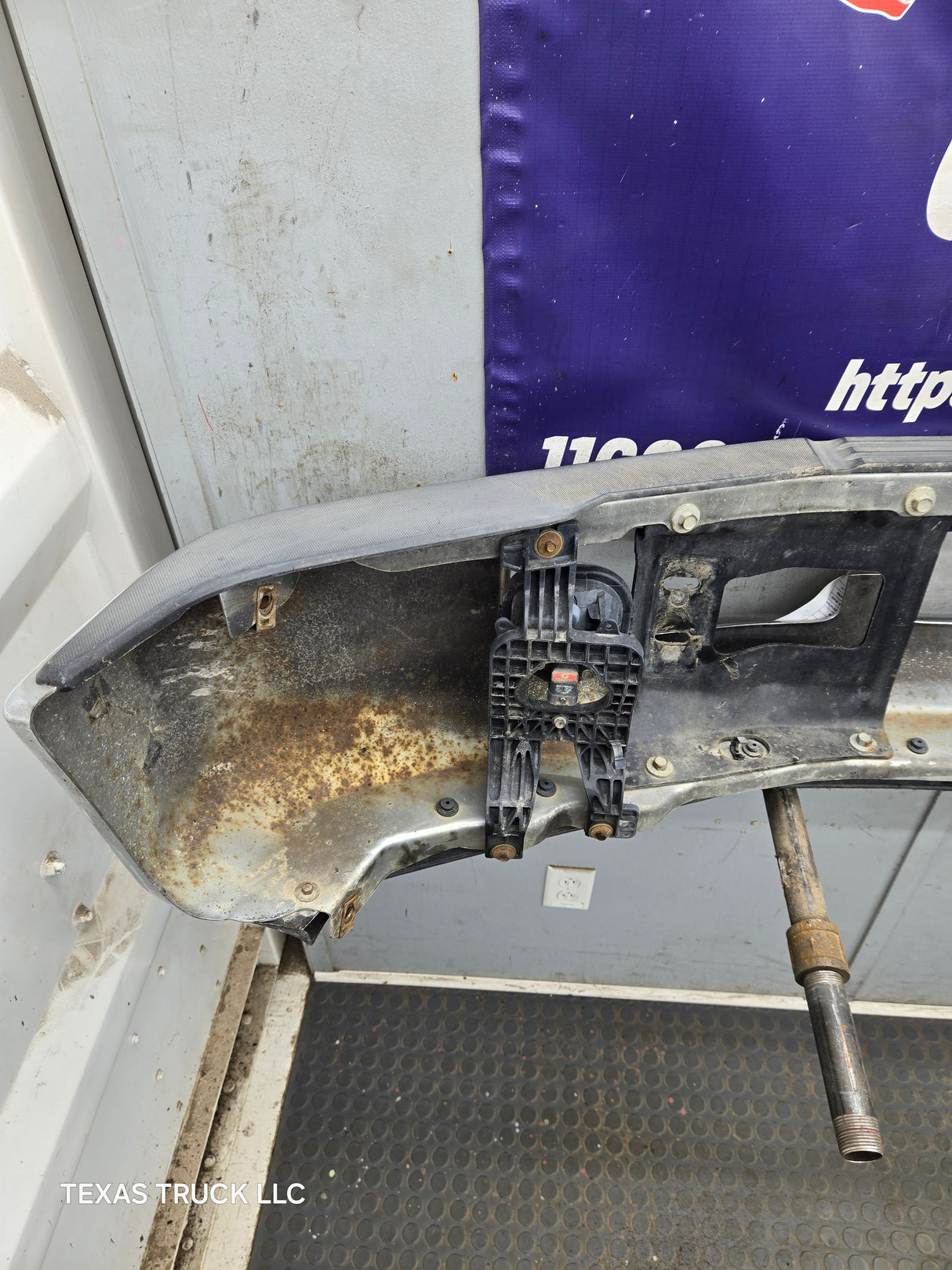 2008-2010 Ford Super Duty Front Bumper F250 F350 *Damage