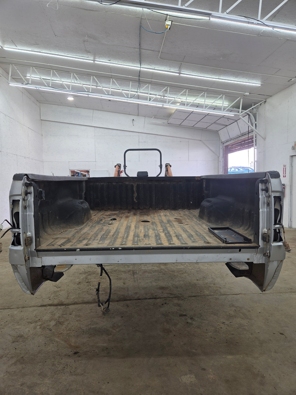 2011-2016 Ford F250 F350 Super Duty 6' 9" Short Truck Bed