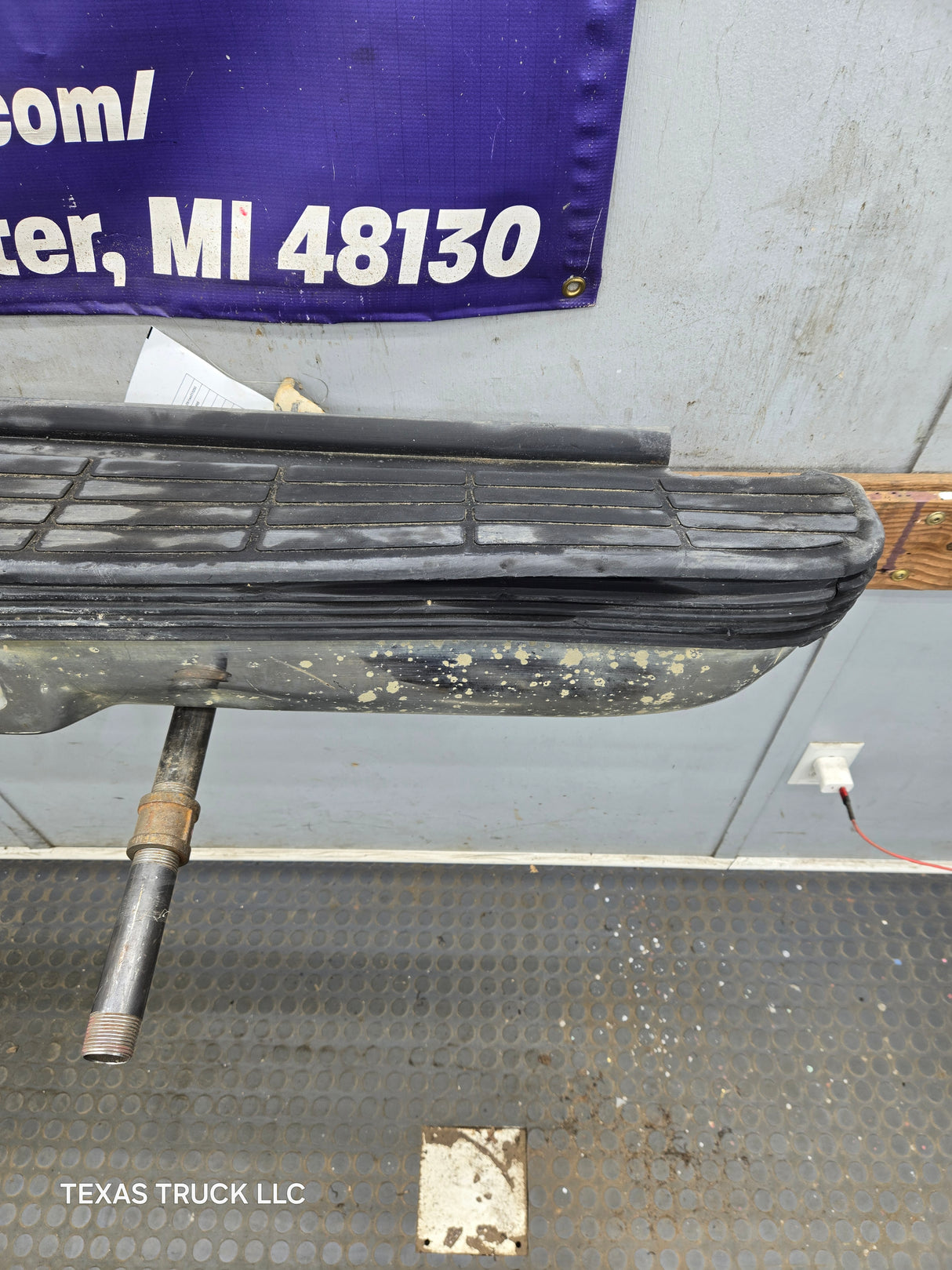 1988-1998 Chevrolet / GMC 1500 2500 3500 Rear Bumper