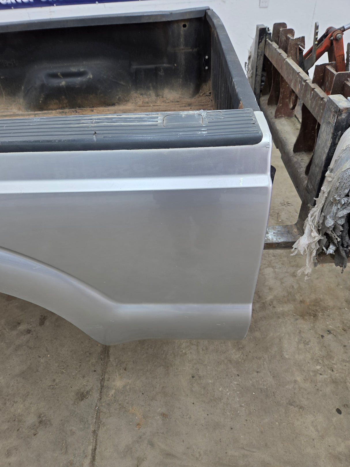 2011-2016 Ford F250 F350 Super Duty 6' 9" Short Truck Bed