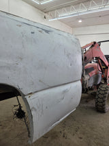 1999-2007 Chevrolet Silverado / GMC Sierra 1500 2500HD 3500HD 6' 6" Short Truck Bed