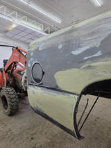 1999-2007 Chevrolet Silverado / GMC Sierra 1500 2500HD 3500HD 6' 6" Short Truck Bed