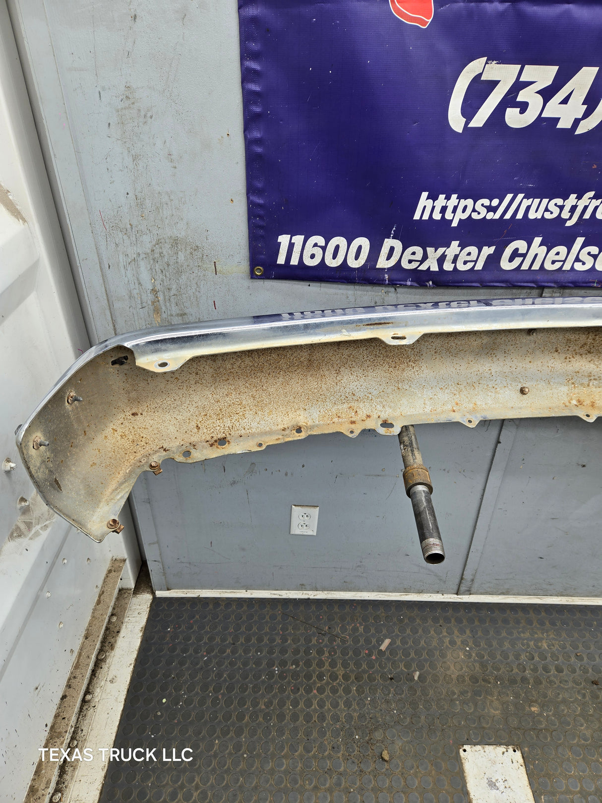 1988-1998 Chevrolet / GMC 1500 2500 3500 Front Bumper