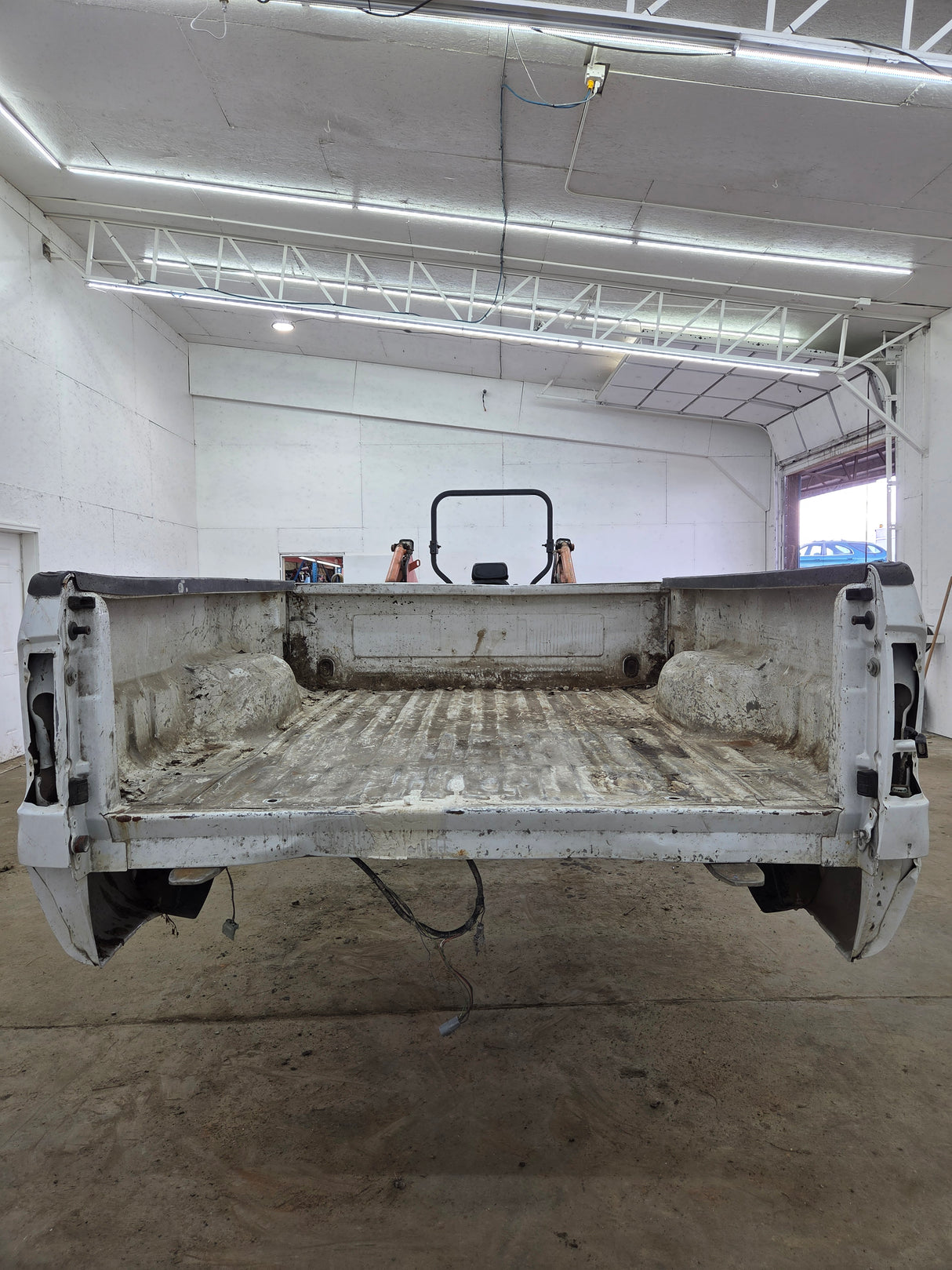 1999-2010 Ford Super Duty F250 F350 6' 9" Short Truck Bed