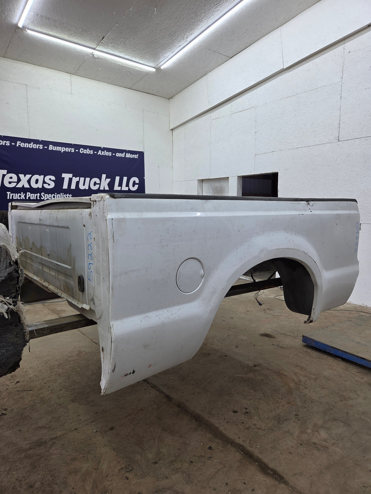 1999-2010 Ford Super Duty F250 F350 6' 9" Short Truck Bed