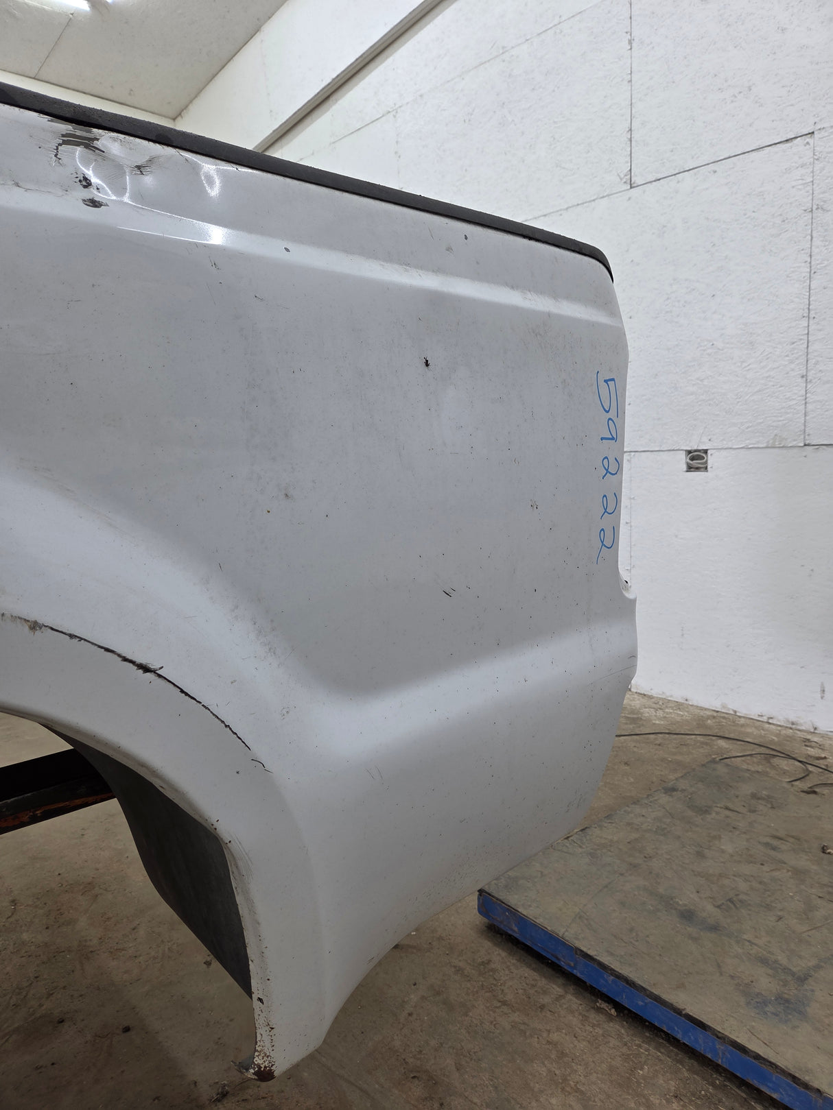 1999-2010 Ford Super Duty F250 F350 6' 9" Short Truck Bed