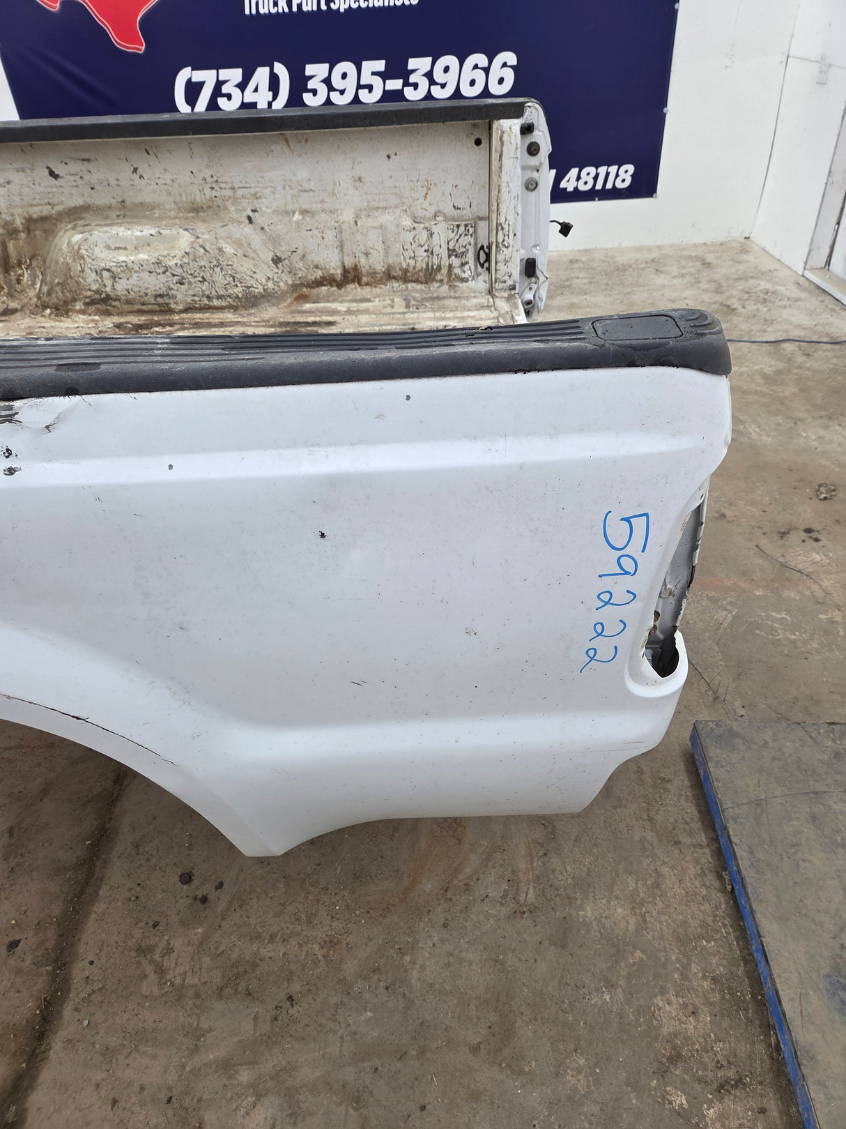 1999-2010 Ford Super Duty F250 F350 6' 9" Short Truck Bed
