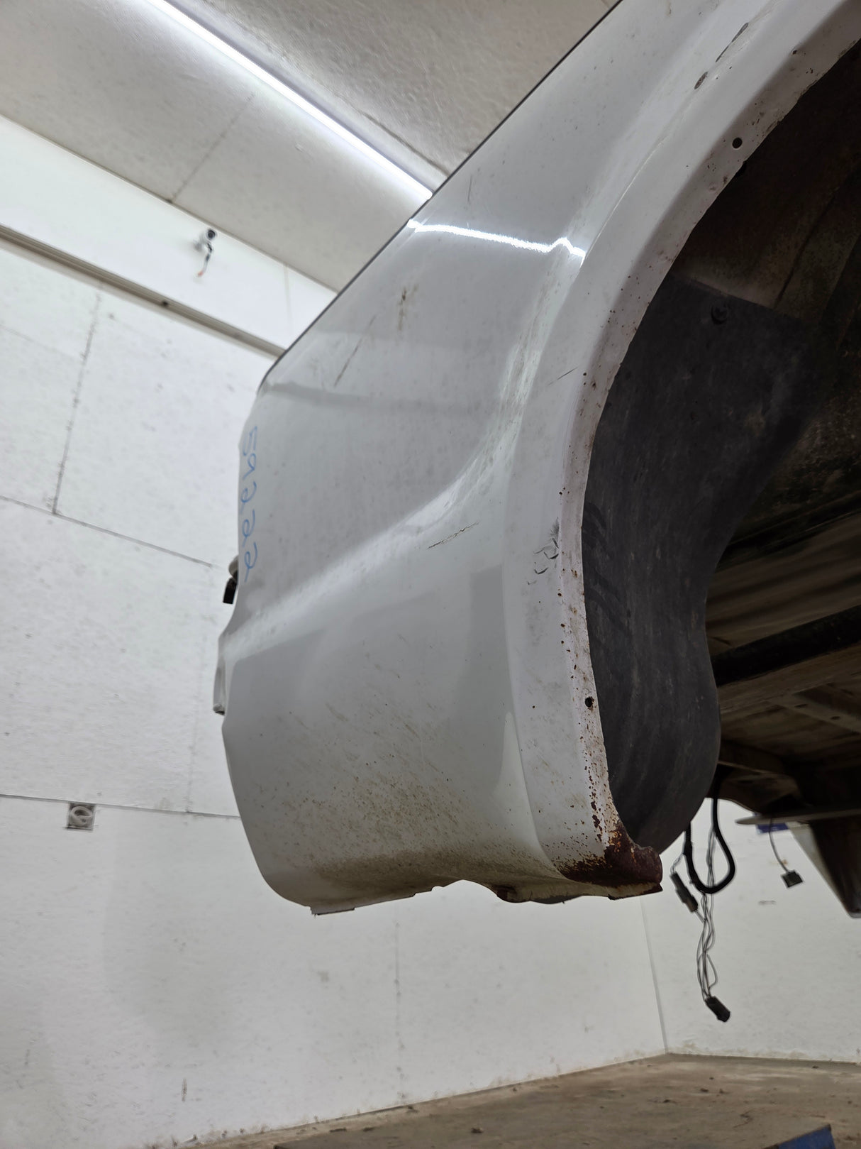 1999-2010 Ford Super Duty F250 F350 6' 9" Short Truck Bed