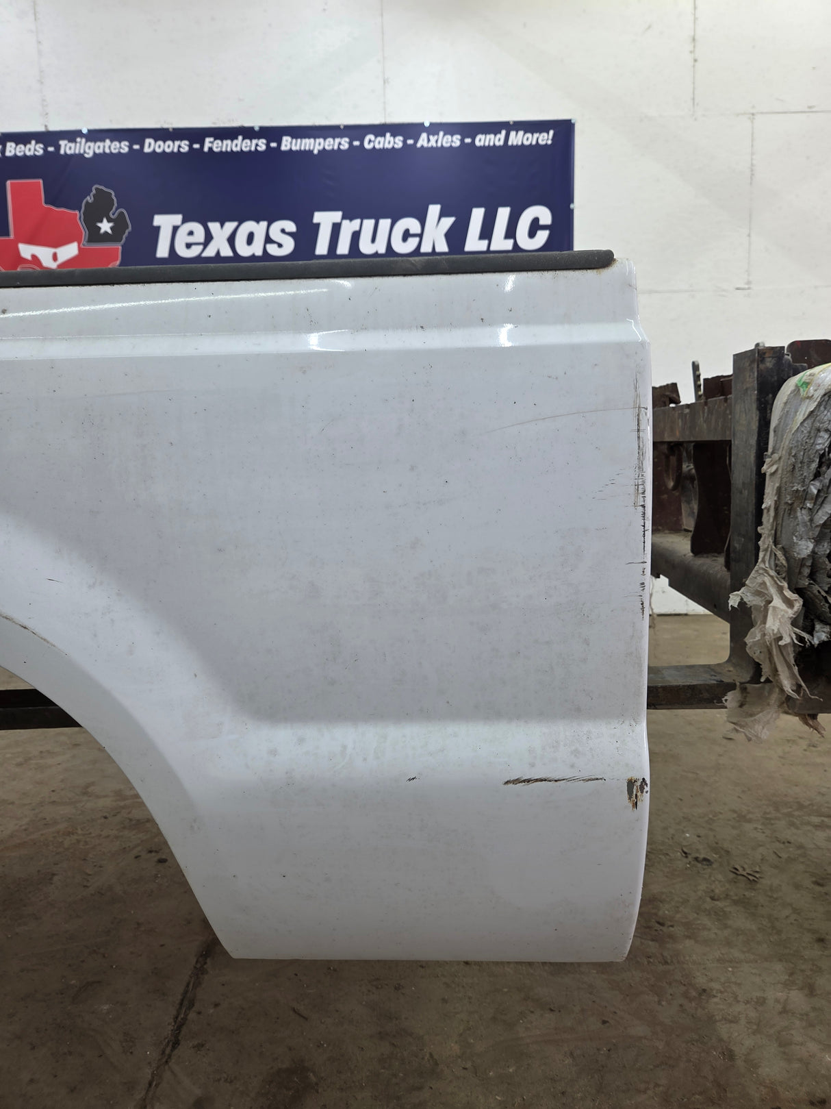 1999-2010 Ford Super Duty F250 F350 6' 9" Short Truck Bed
