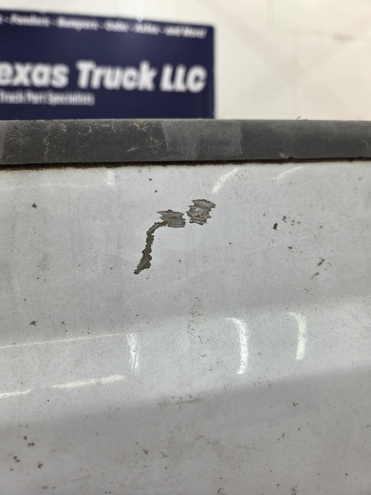 1999-2010 Ford Super Duty F250 F350 6' 9" Short Truck Bed