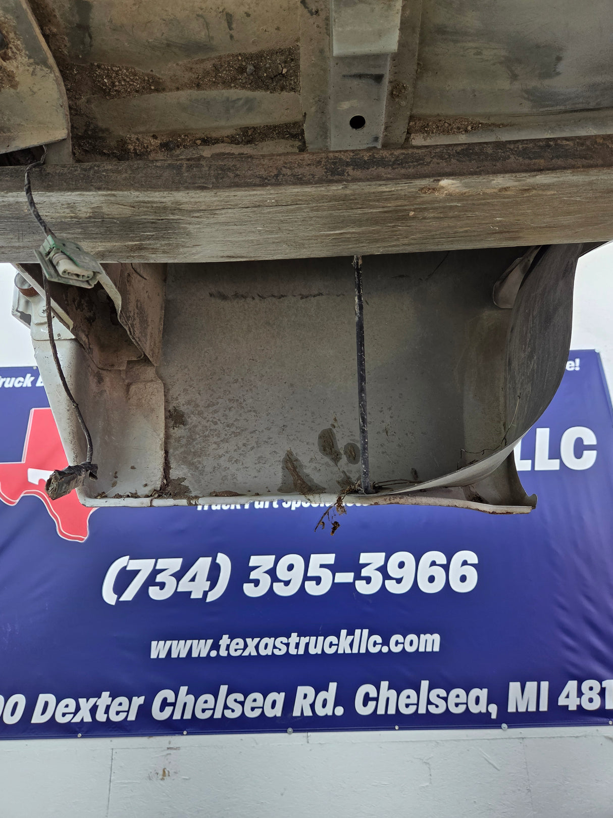 1999-2010 Ford Super Duty F250 F350 6' 9" Short Truck Bed