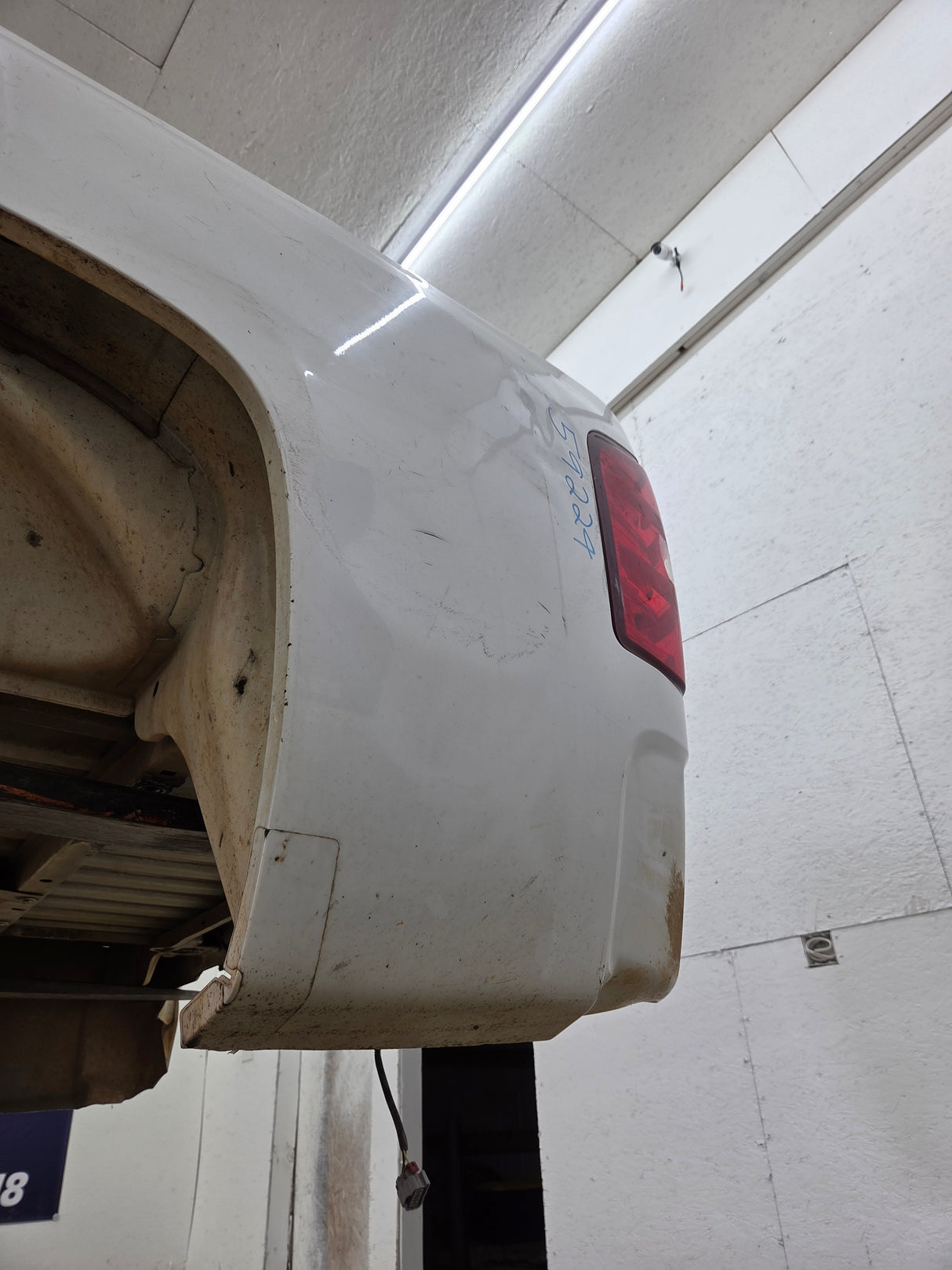 2007-2013 Chevrolet Silverado 1500 2500 3500 HD 6' 6" Short Truck