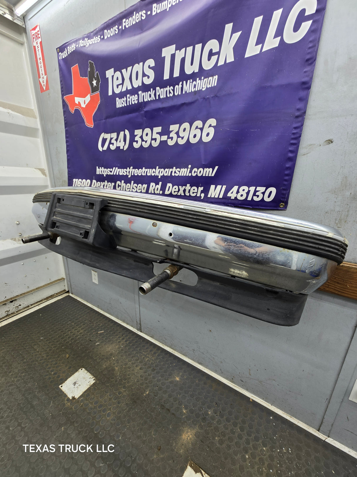 1988-1998 Chevrolet / GMC 1500 2500 3500 Front Bumper