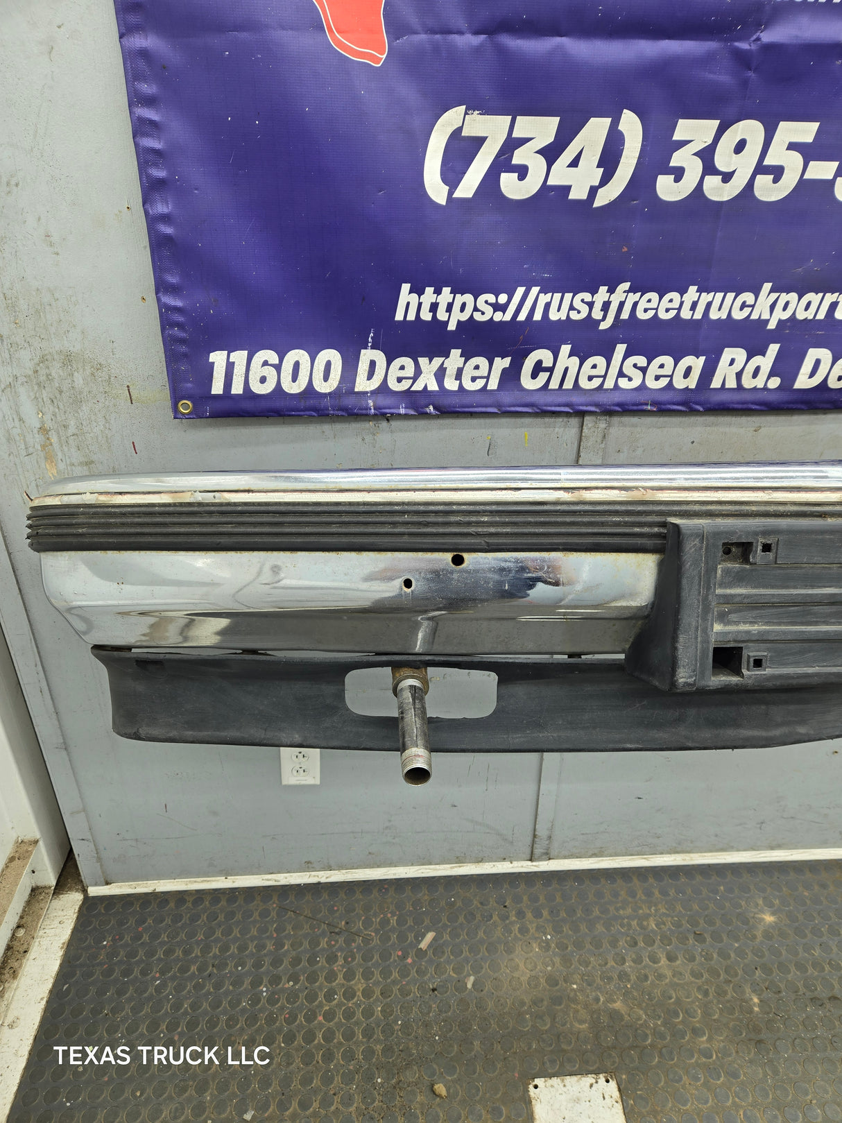 1988-1998 Chevrolet / GMC 1500 2500 3500 Front Bumper