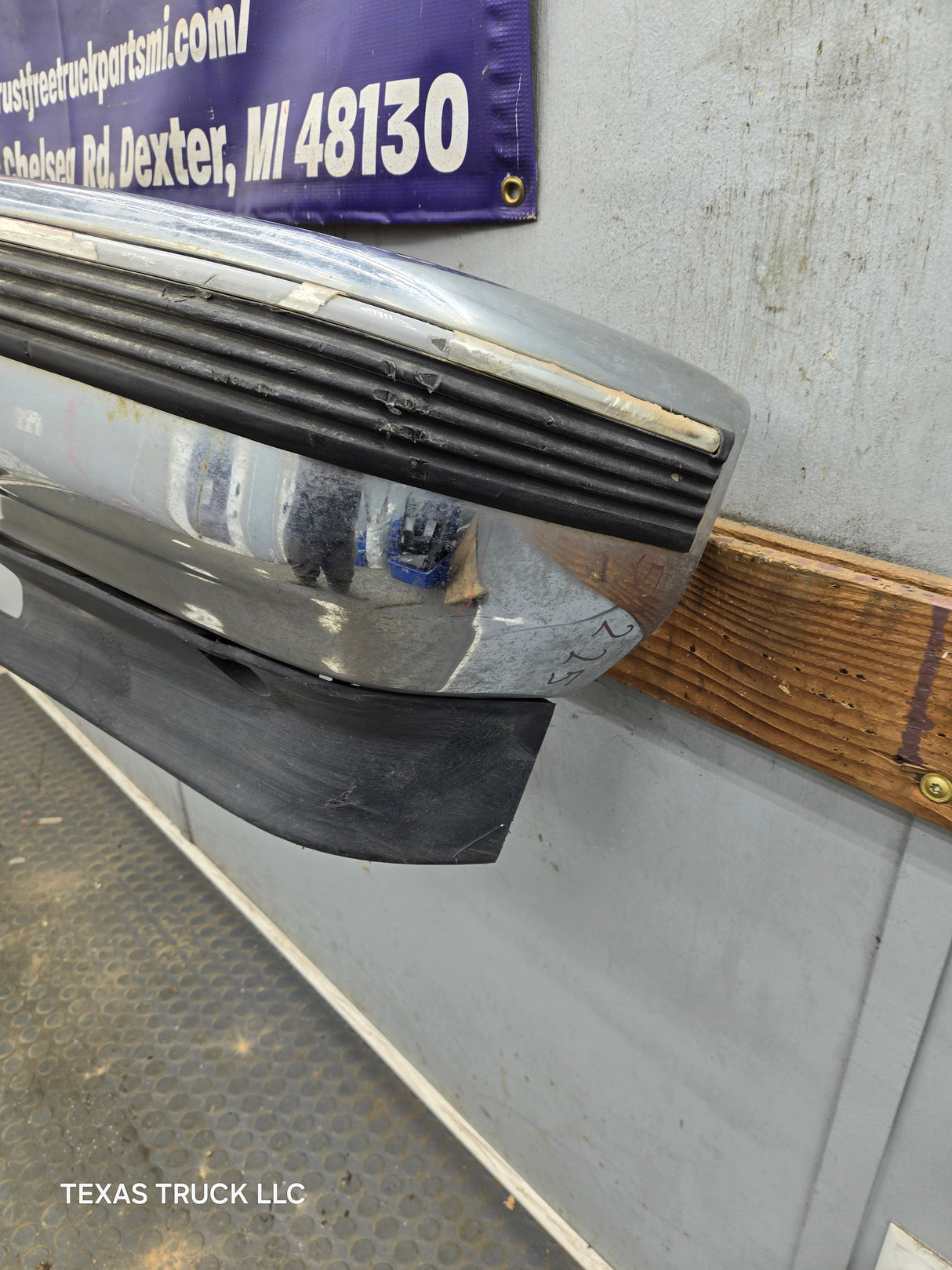1988-1998 Chevrolet / GMC 1500 2500 3500 Front Bumper