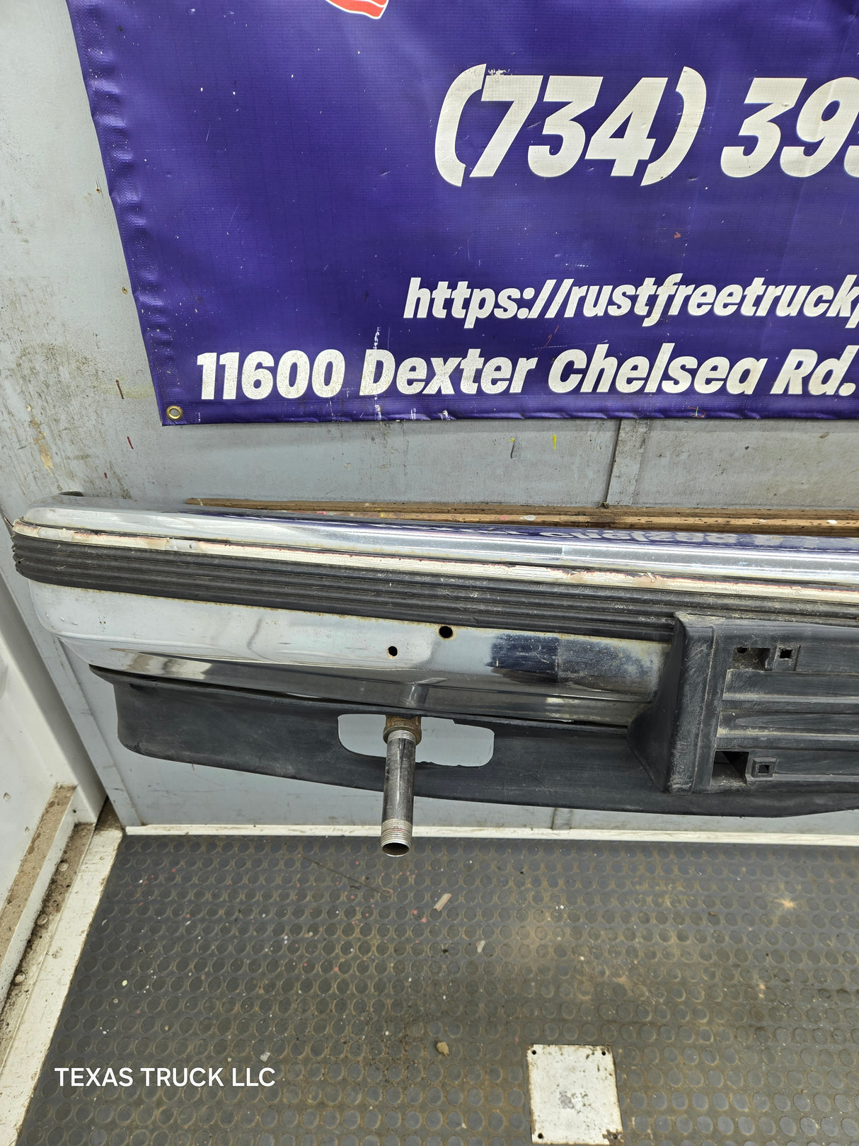 1988-1998 Chevrolet / GMC 1500 2500 3500 Front Bumper