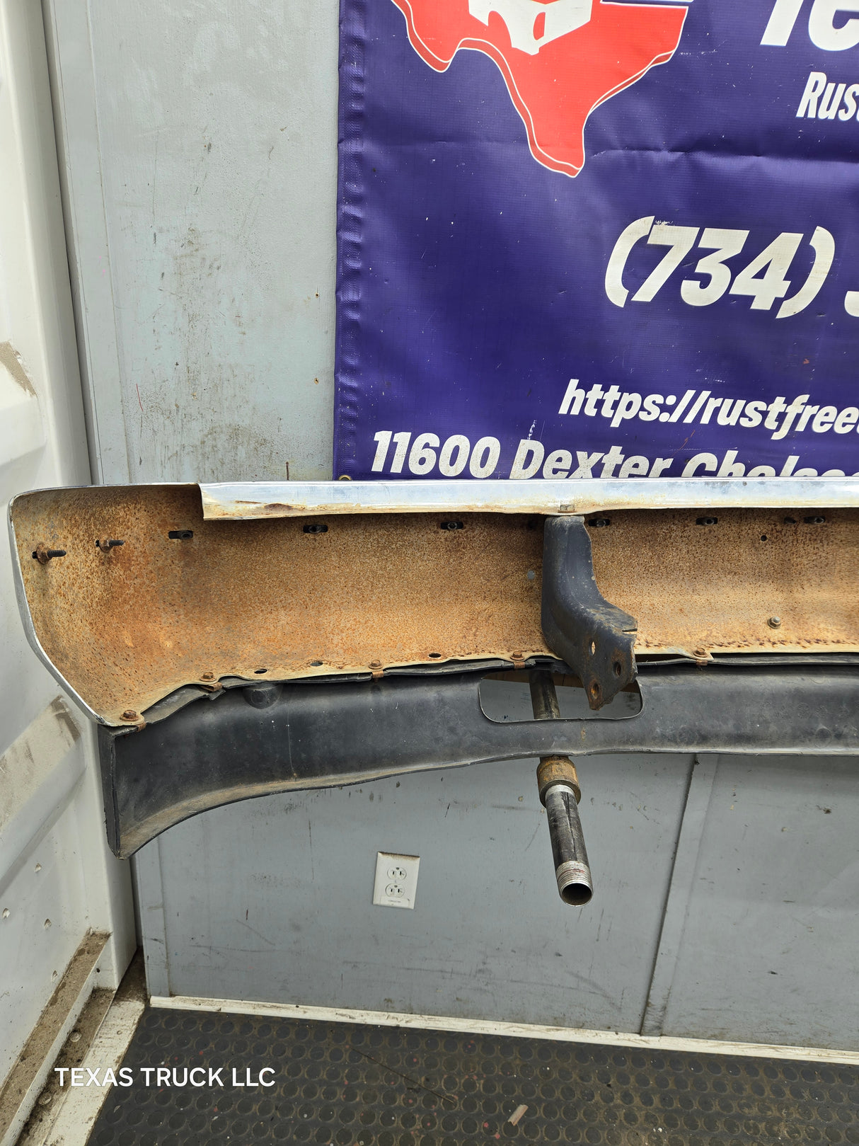 1988-1998 Chevrolet / GMC 1500 2500 3500 Front Bumper