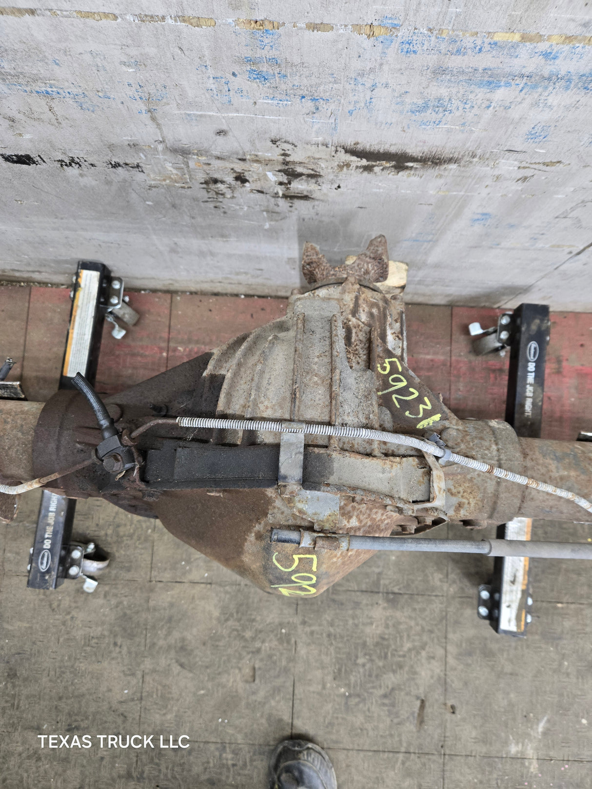2001-2007 Chevrolet Silverado / GMC Sierra 2500 3500 HD Rear Axle 4.10 10.5" 178k Miles