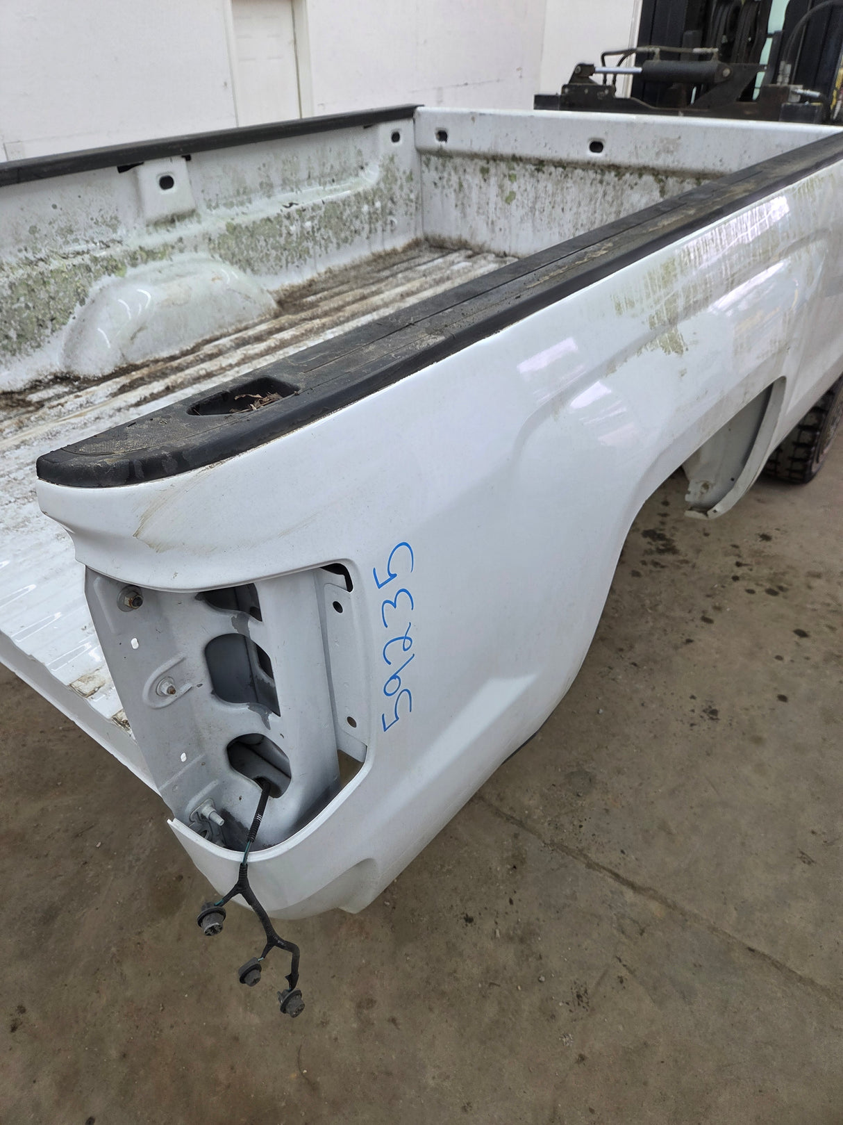 2014-2019 Chevrolet Silverado 1500 2500HD 3500HD 8' Long Truck Bed