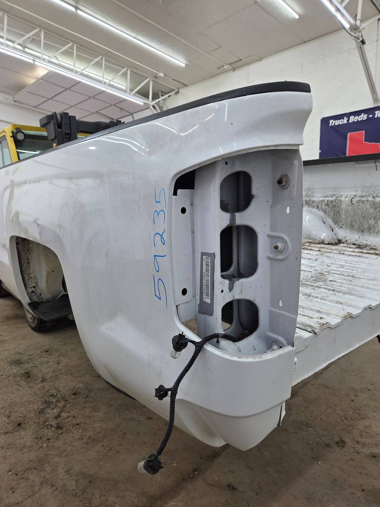 2014-2019 Chevrolet Silverado 1500 2500HD 3500HD 8' Long Truck Bed