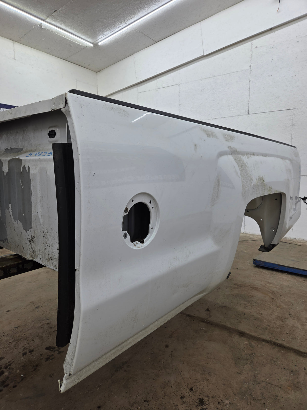 2014-2019 Chevrolet Silverado 1500 2500HD 3500HD 8' Long Truck Bed