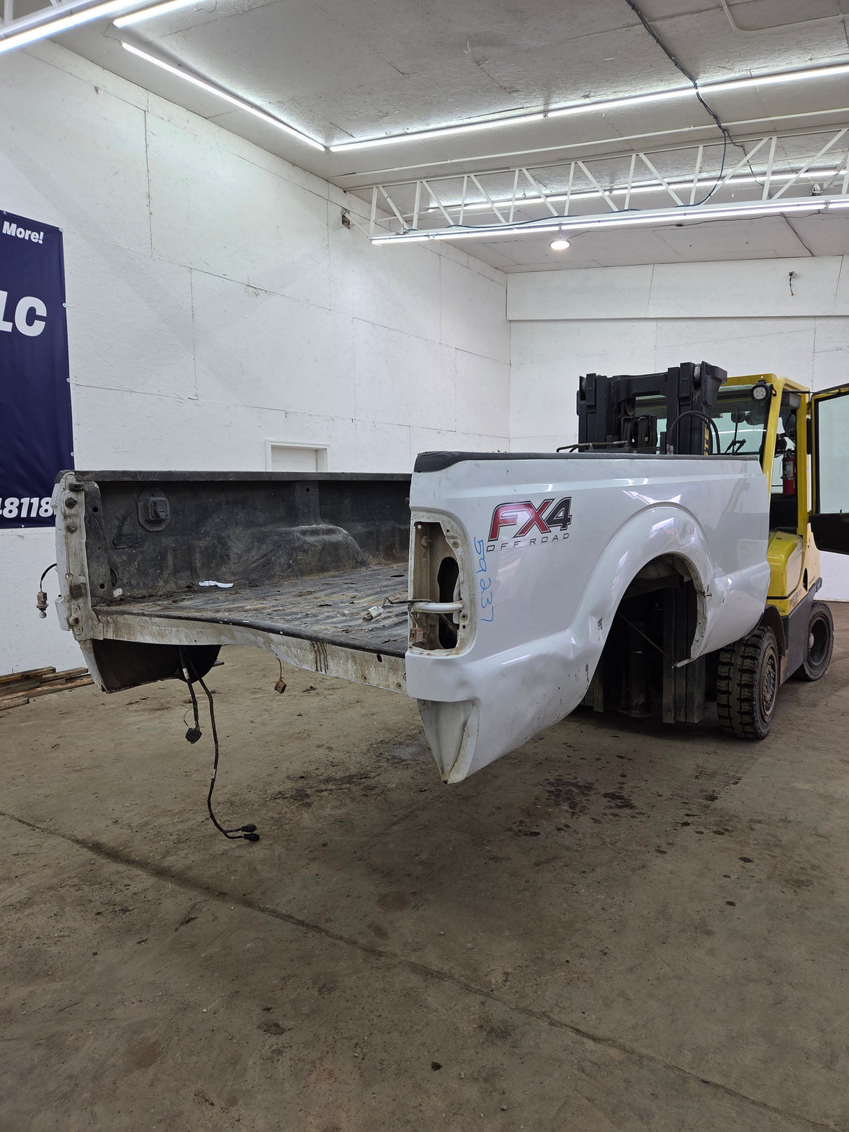 2011-2016 Ford F250 F350 Super Duty 8' Long Truck Bed