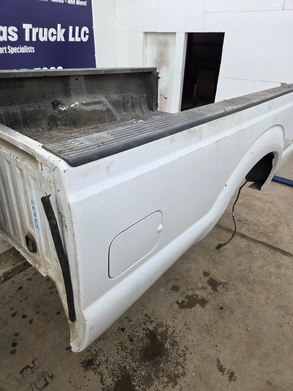 2011-2016 Ford F250 F350 Super Duty 8' Long Truck Bed