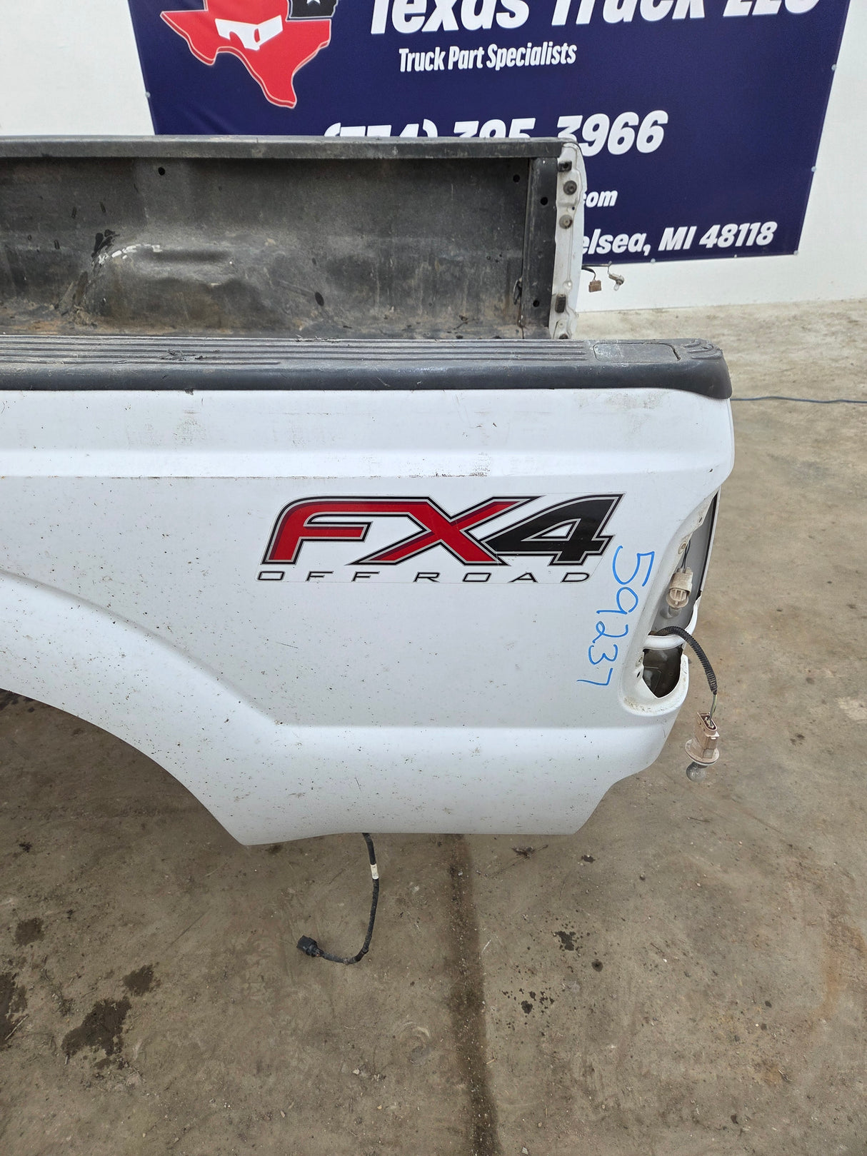 2011-2016 Ford F250 F350 Super Duty 8' Long Truck Bed