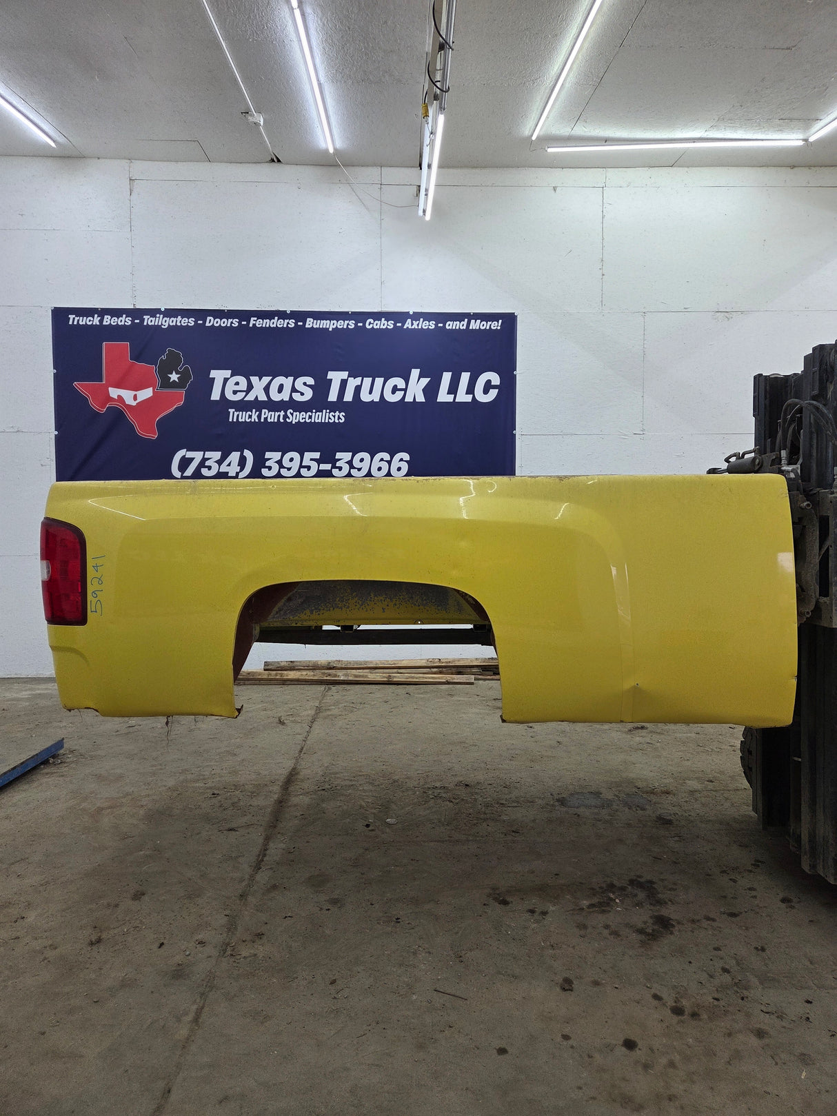 2007-2013 Chevrolet Silverado 1500 2500 3500 HD 8' Long Truck Bed