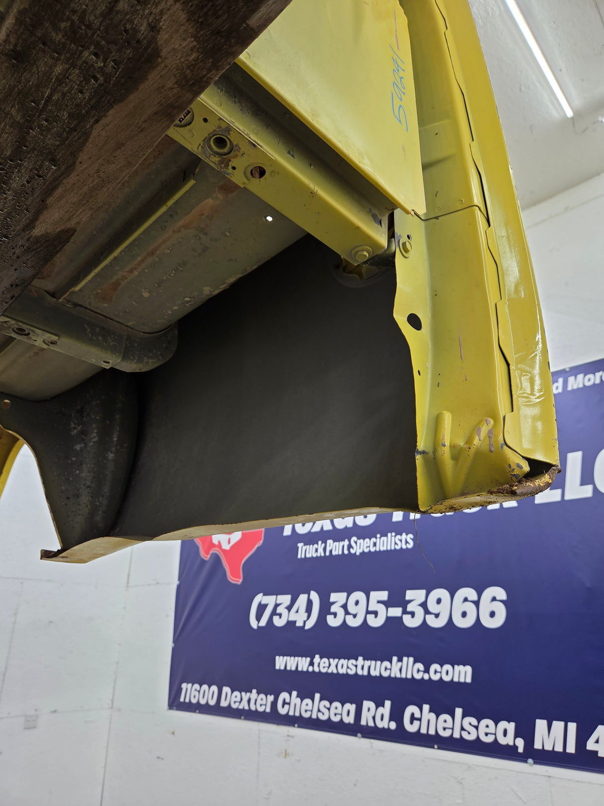 2007-2013 Chevrolet Silverado 1500 2500 3500 HD 8' Long Truck Bed