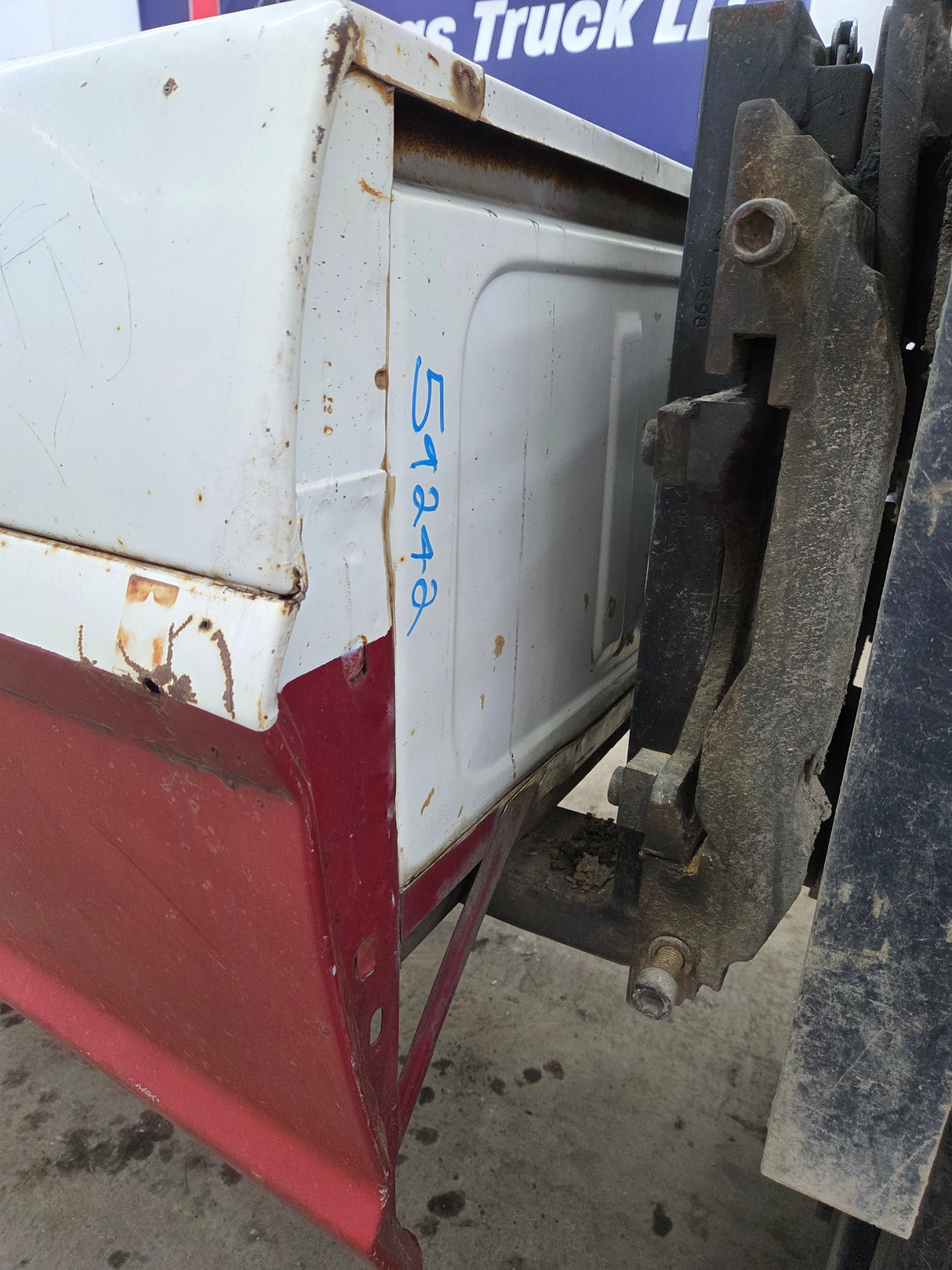 1967-1972 Ford F100 F250 F350 8' Long Truck Bed