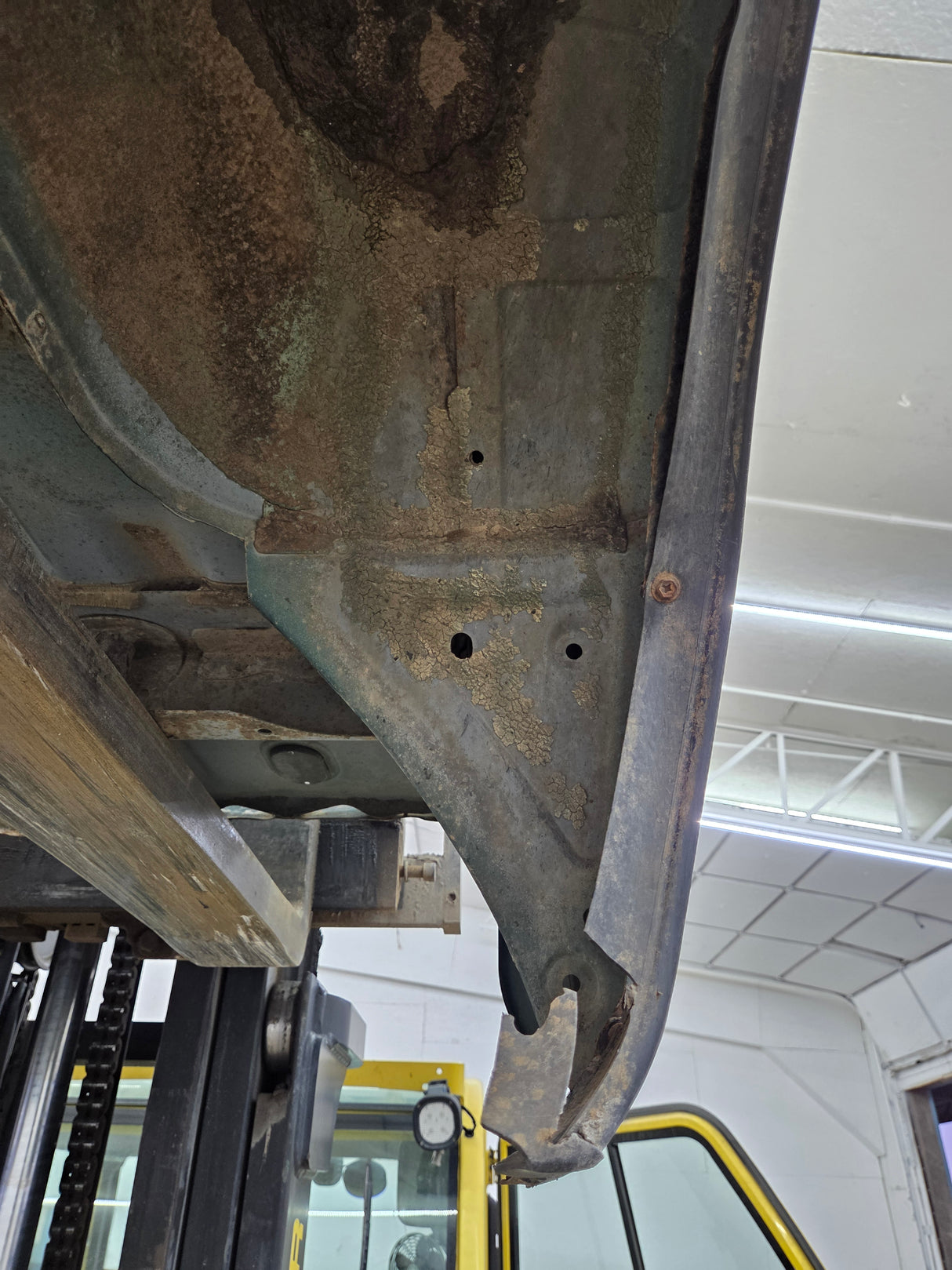 1999-2006 Toyota Tundra Short Bed 6' 5" Truck Bed