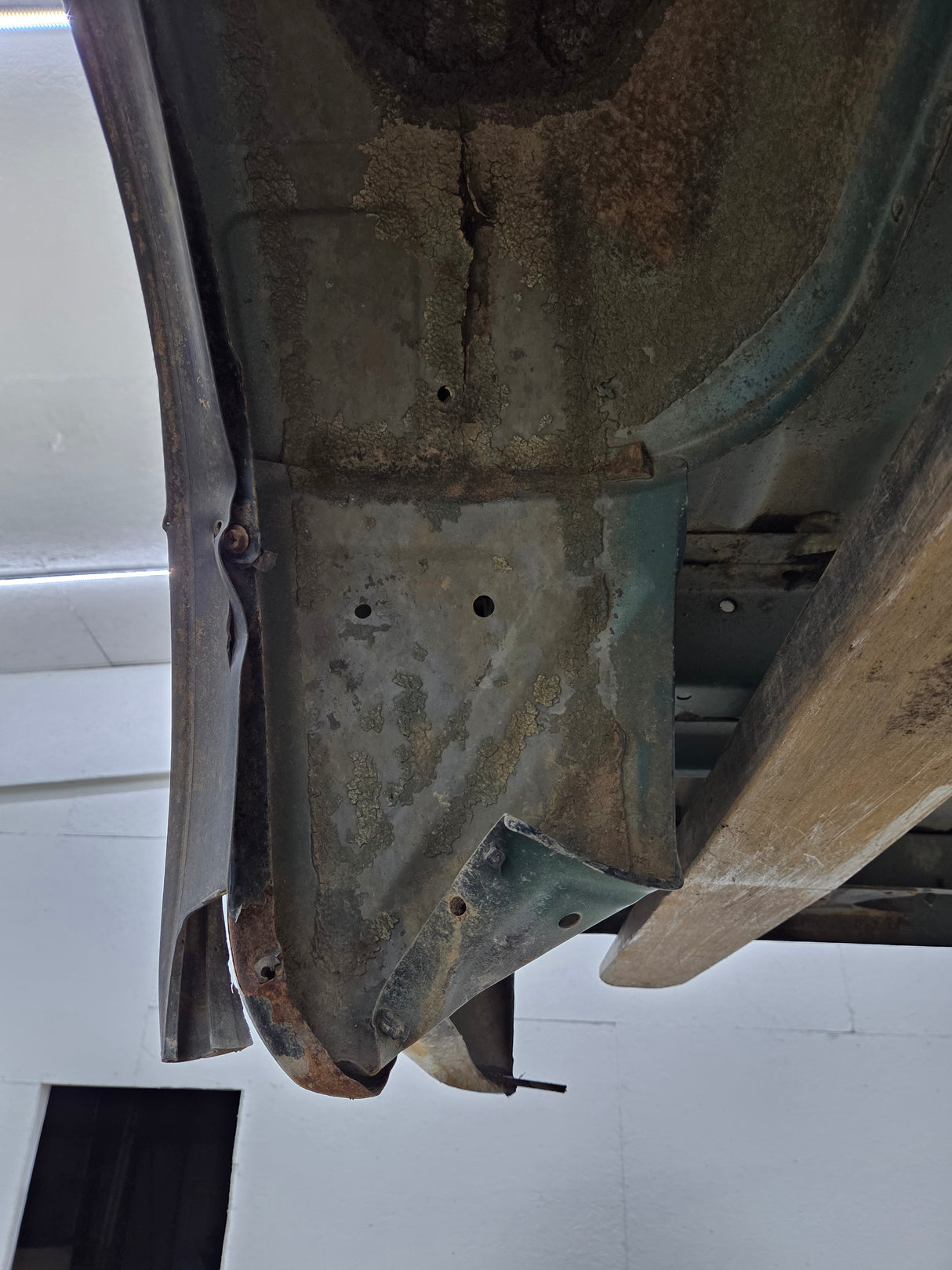 1999-2006 Toyota Tundra Short Bed 6' 5" Truck Bed