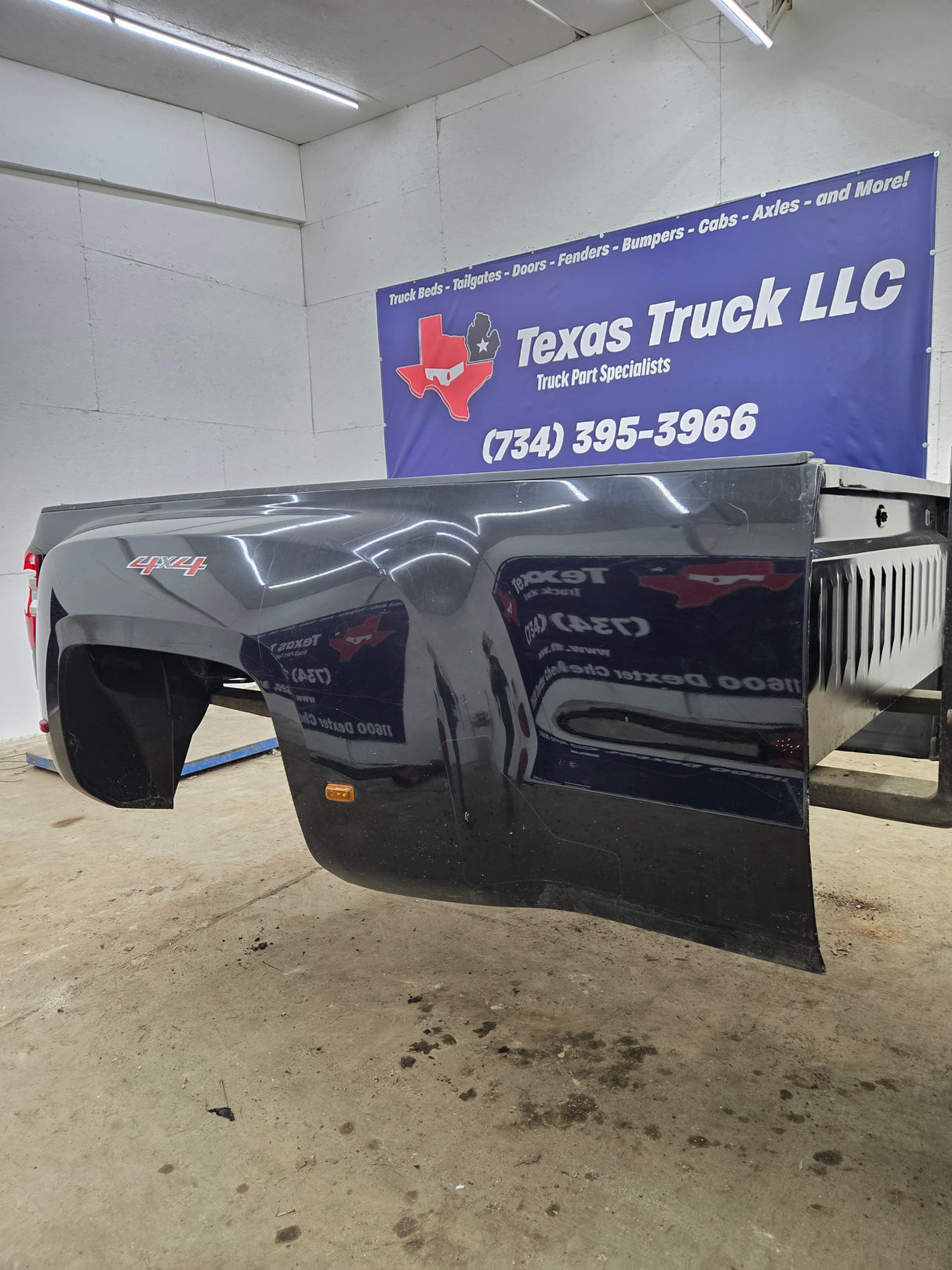 2014-2019 Chevrolet Silverado / GMC Sierra 3500 HD 8' Dually Truck Bed