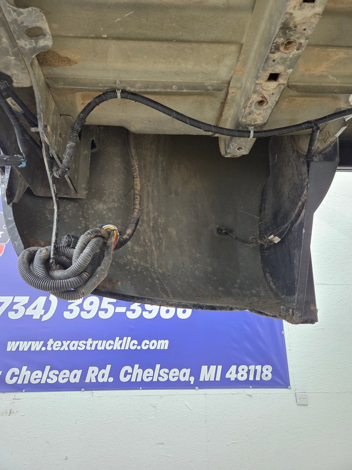 2014-2019 Chevrolet Silverado / GMC Sierra 3500 HD 8' Dually Truck Bed