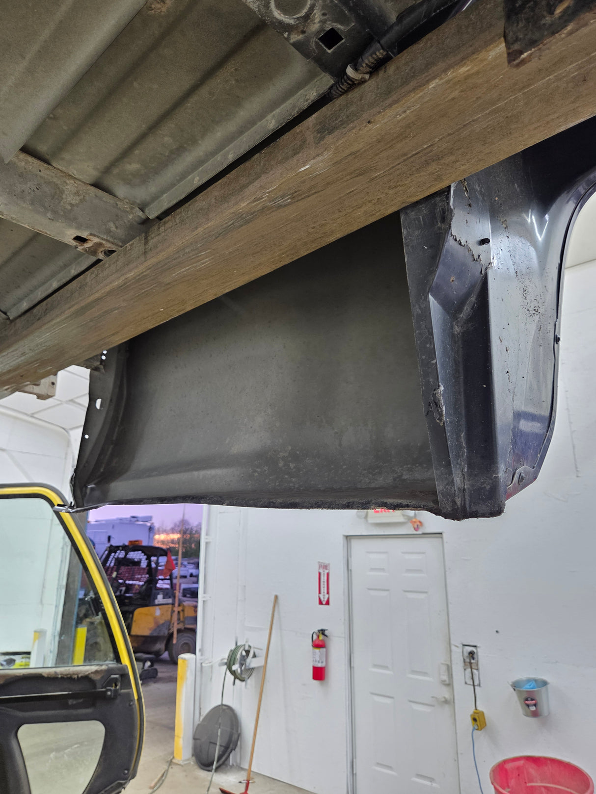2014-2019 Chevrolet Silverado / GMC Sierra 3500 HD 8' Dually Truck Bed