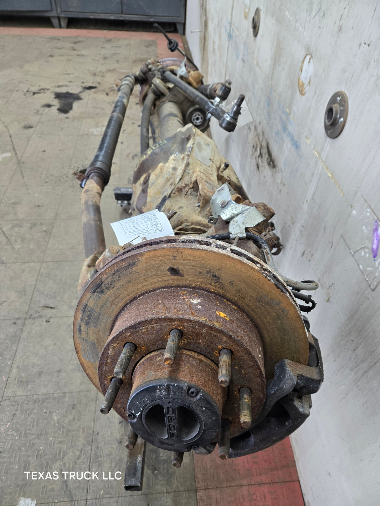 2011-2012 Ford Super Duty F250 F350 Front Axle 3.73 Gear Ratio