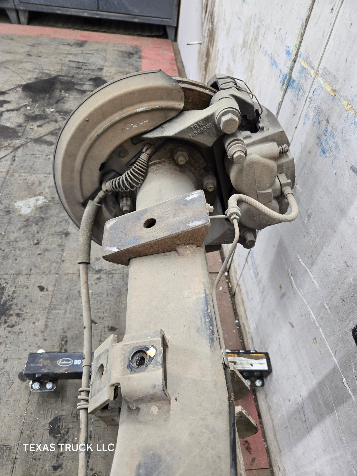 2005-2016 Ford F450 F550 Super Duty Rear Axle 4.10 Gear Ratio DRW 183K Miles
