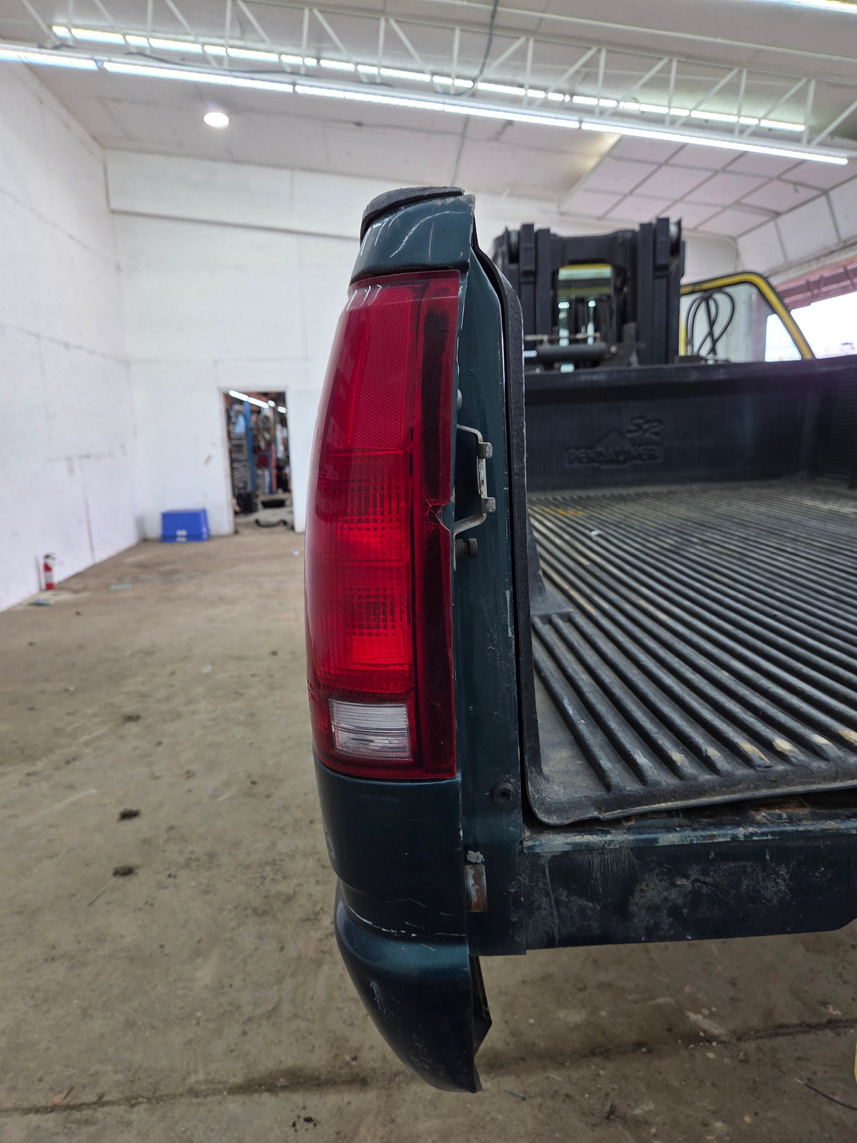 1988-1998 Chevrolet / GMC 1500 2500 3500 OBS 8' Long Truck Bed