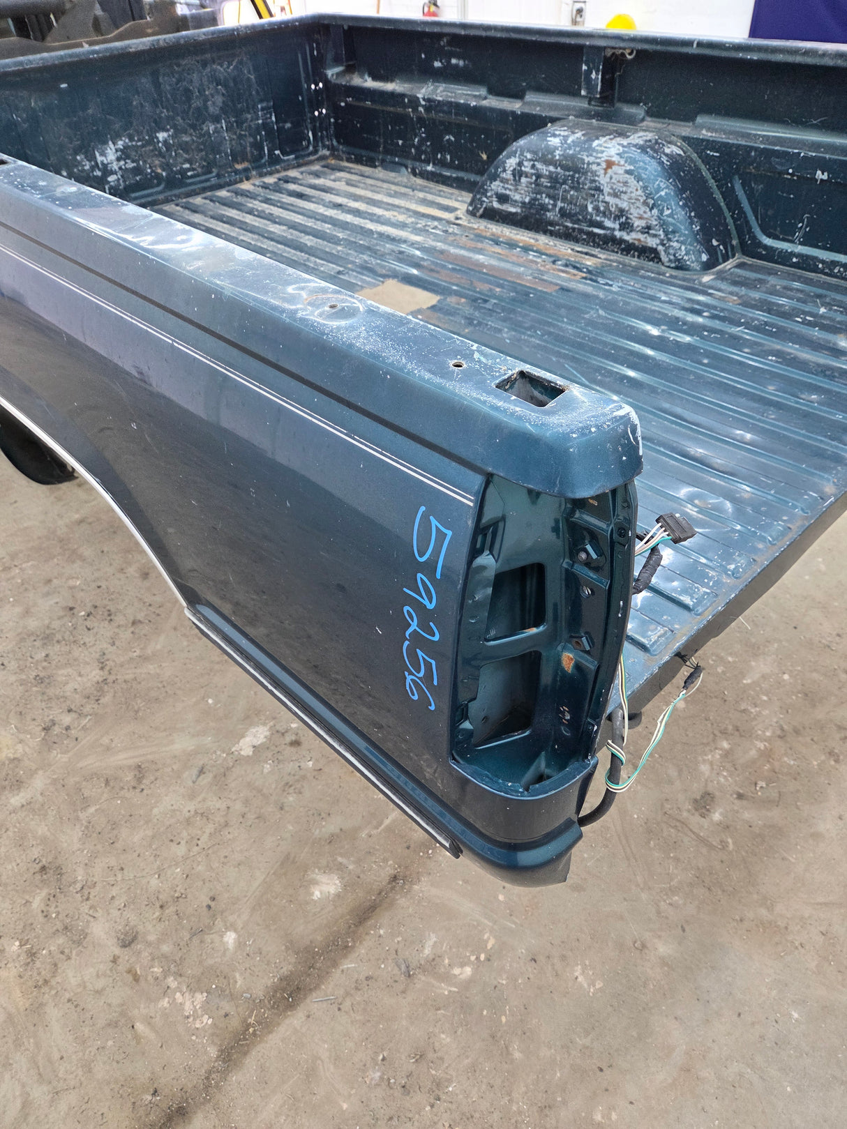 1988-1998 Chevrolet / GMC 1500 2500 3500 OBS 8' Long Truck Bed