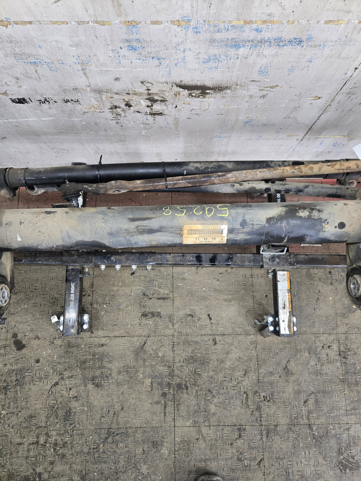 2005-2016 Ford Super Duty F450 F550 FRONT Axle 2wd