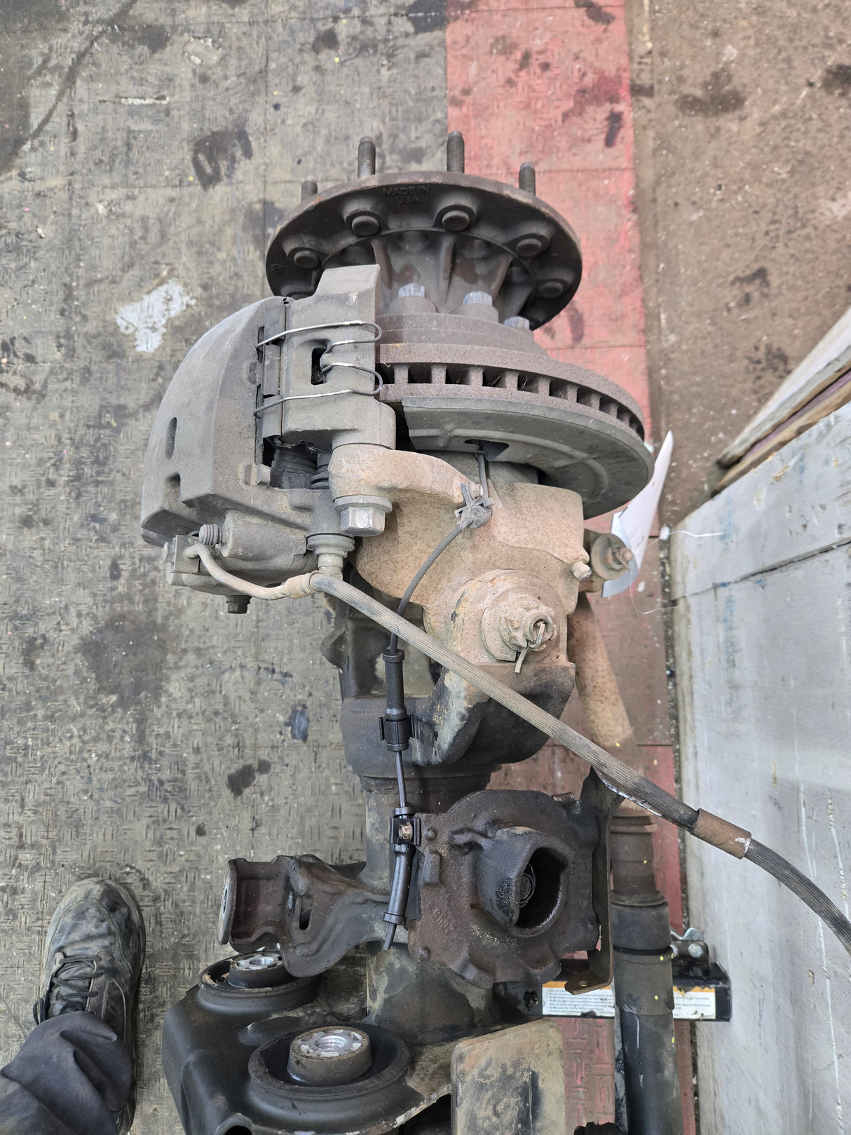 2005-2016 Ford Super Duty F450 F550 FRONT Axle 2wd