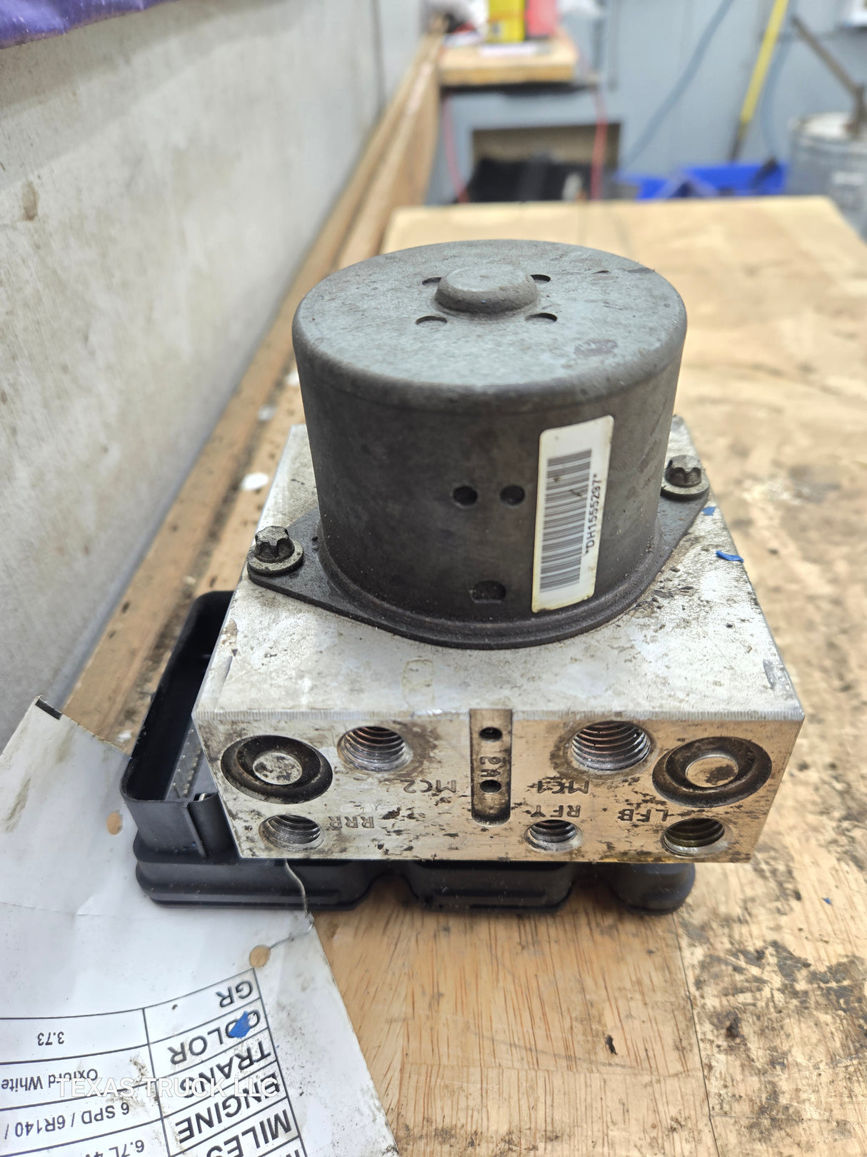2016 Ford Super Duty F350 F450 F550 DC34-2C346-AD ABS Pump Module Control Assembly