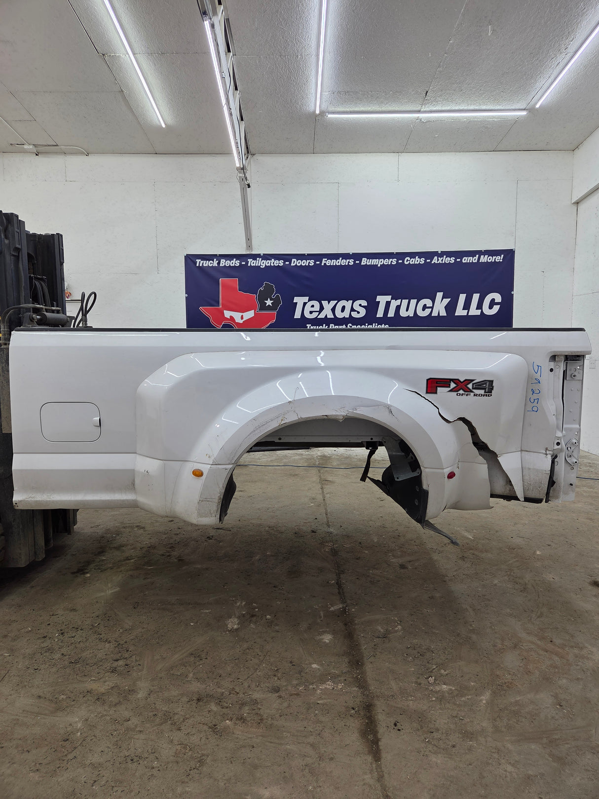 2017-2022 Ford Super Duty F350 F450 F550 8' Dually Bed