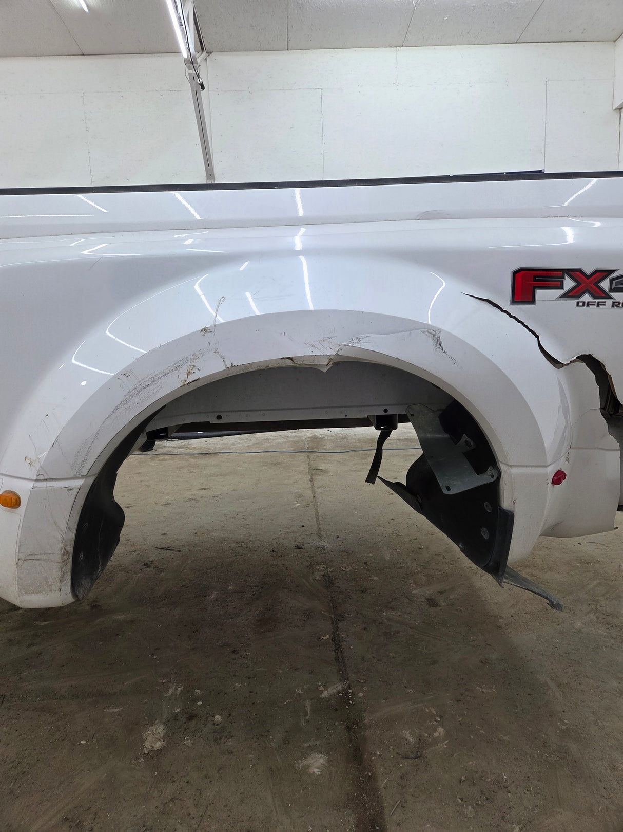 2017-2022 Ford Super Duty F350 F450 F550 8' Dually Bed
